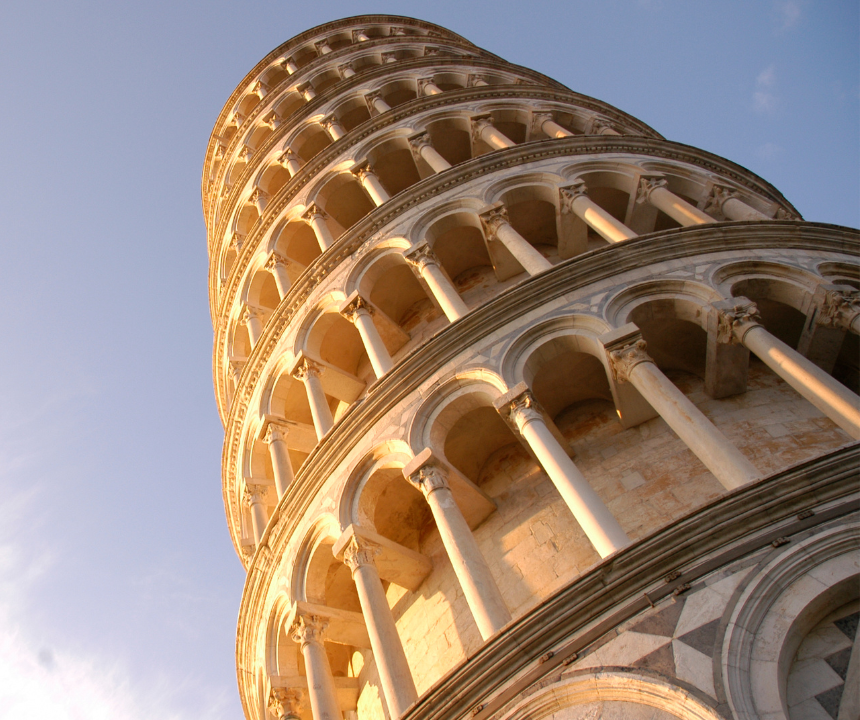 Conheça algumas curiosidades sobre a Torre de Pisa!